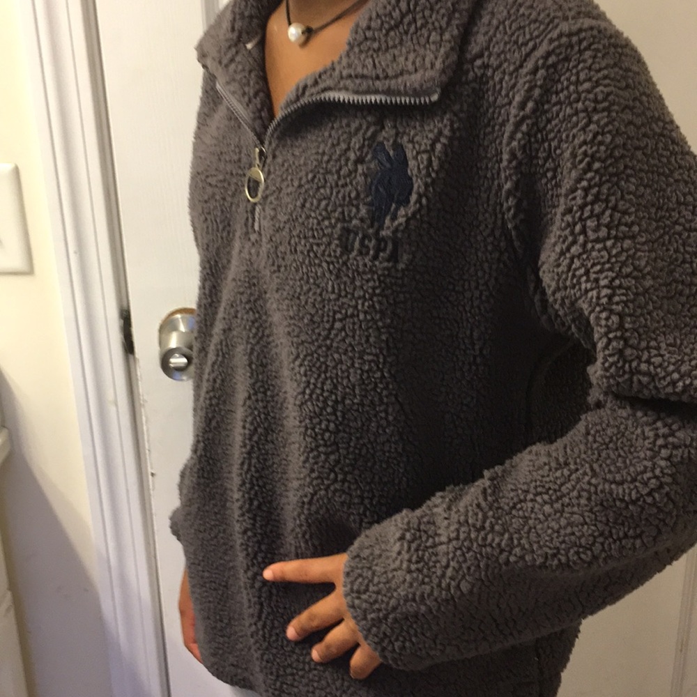 NEVER WORN USPA FUZZY QUARTER ZIP